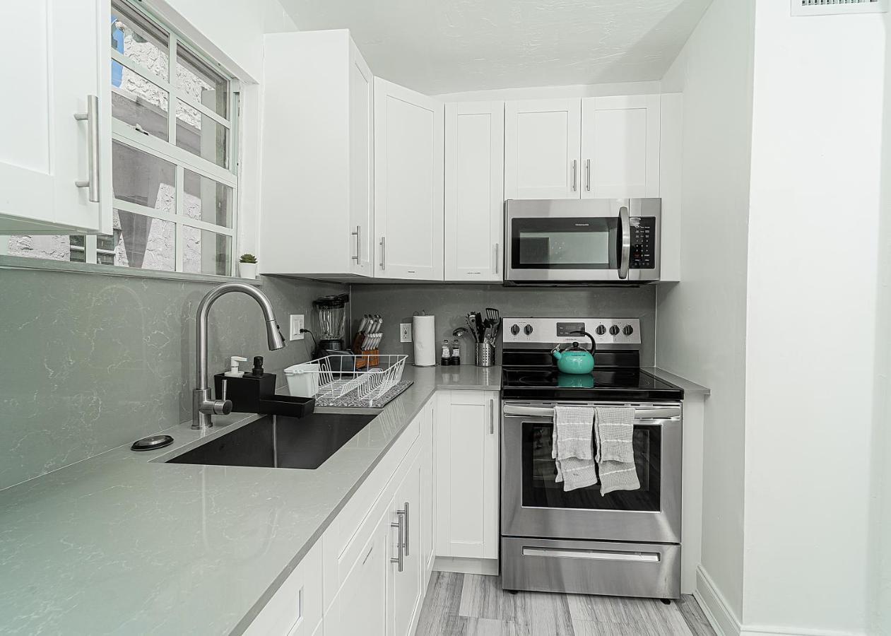 Bike To Beach-Spacious With Patio Bbq & Game Room Hallandale Beach Extérieur photo